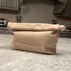 Marie Turnor - The Lunch